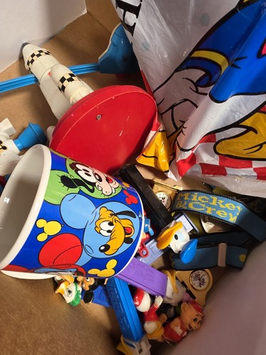Disney misc mixed lot - disney,