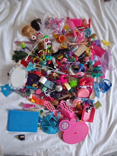 Barbie accessories misc parts - barbie, misc.